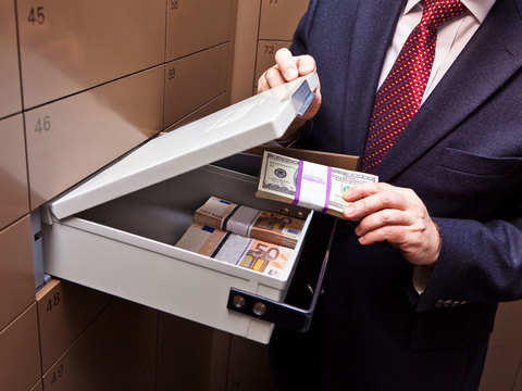 Rosjanie zlikwidowali depozyty bankowe na sumę 15 miliardów dolarów